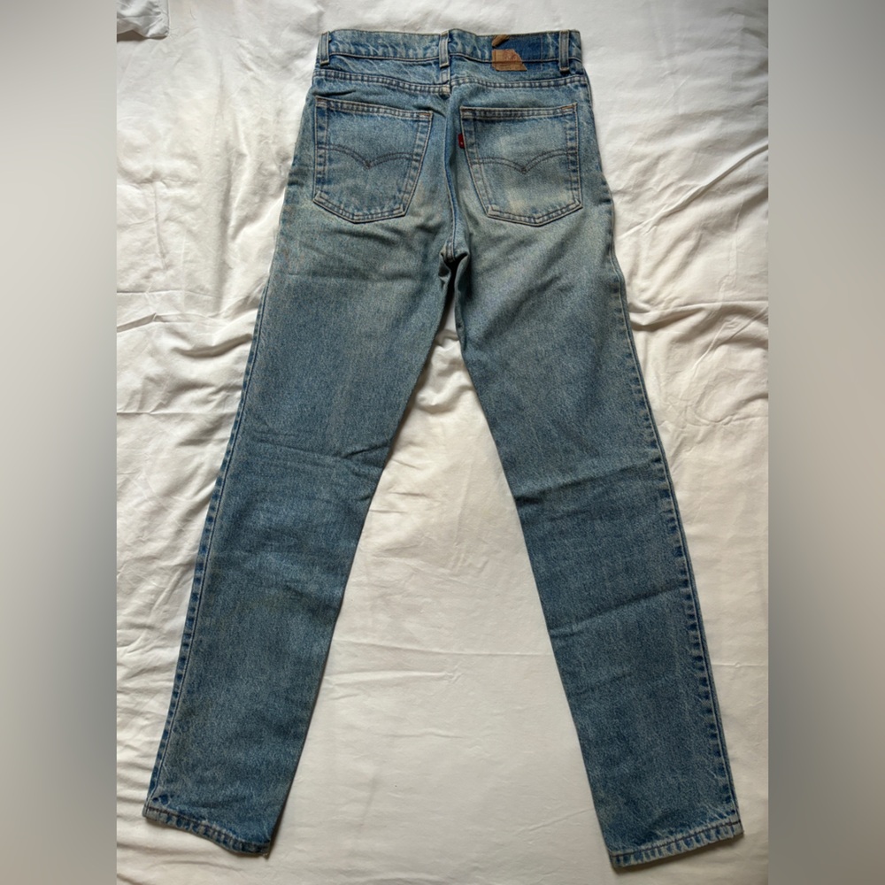 Levi's Light Blue Classic Women's Jeans - Picture 2 of 11